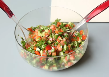 Israeli Salad — For Breakfast!?