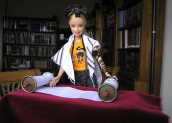 We Are Absolutely Kvelling Over Tefillin Barbie